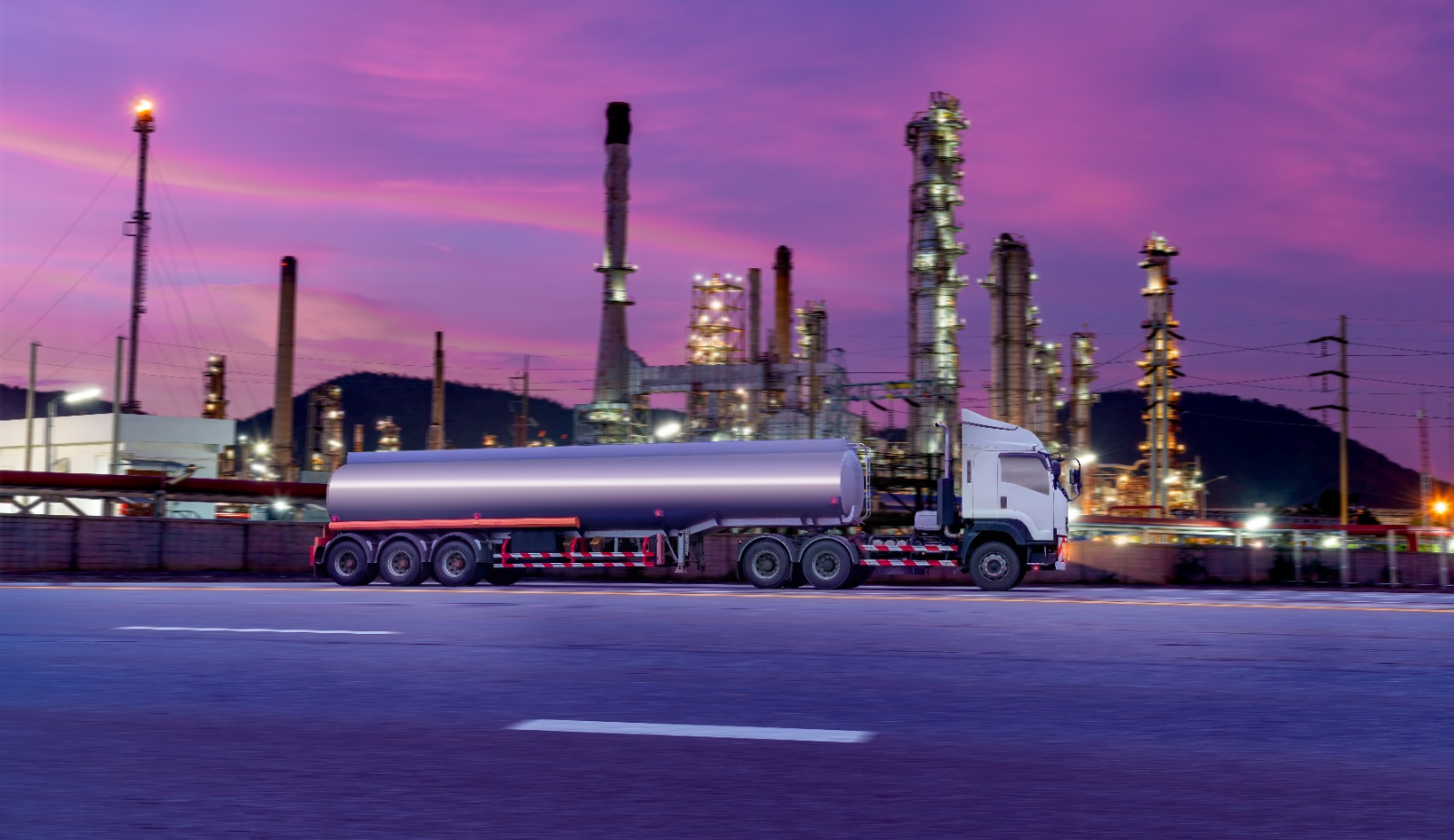 Midstream pipeline and transmission infrastructure
